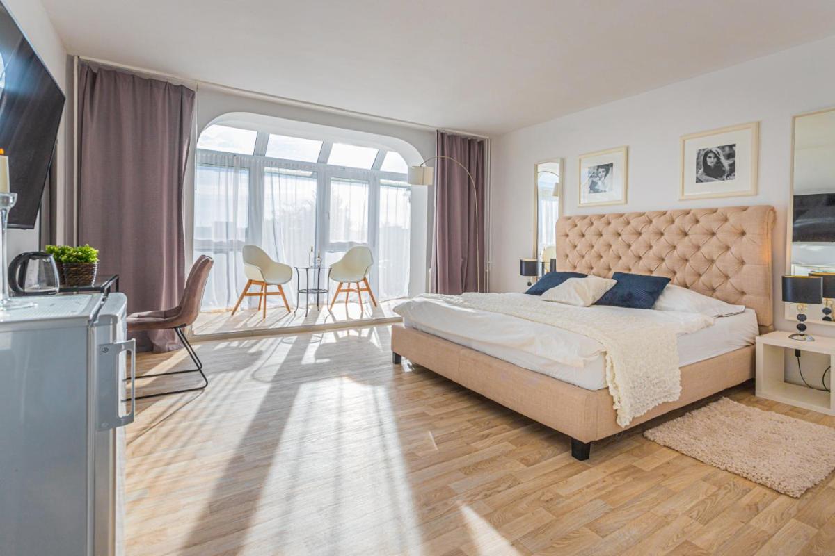 Apartment Jane Praga Esterno foto